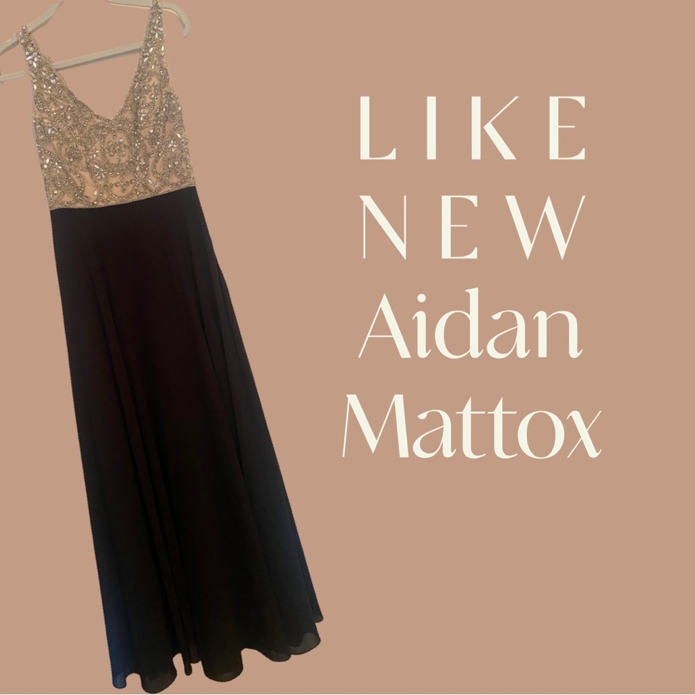 Stunning Aidan Mattox dress.